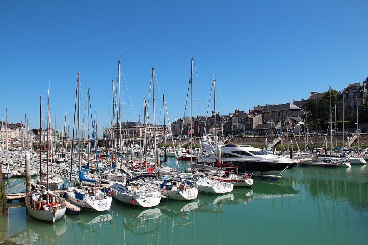 Appartement Meuble En Plein Coeur De St Valery En Caux Saint-Valery-en-Caux Dış mekan fotoğraf